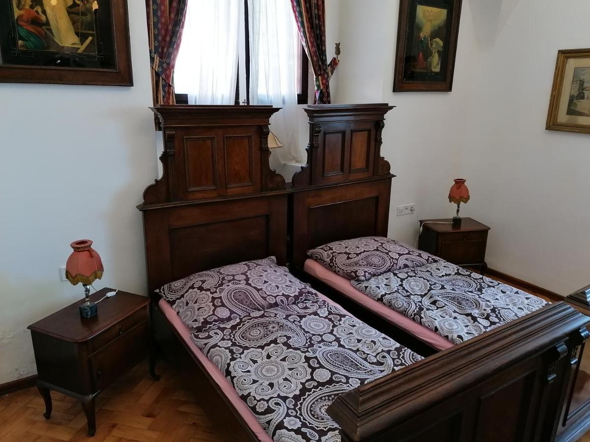 Gothic House Apartments Körmöcbánya Kültér fotó