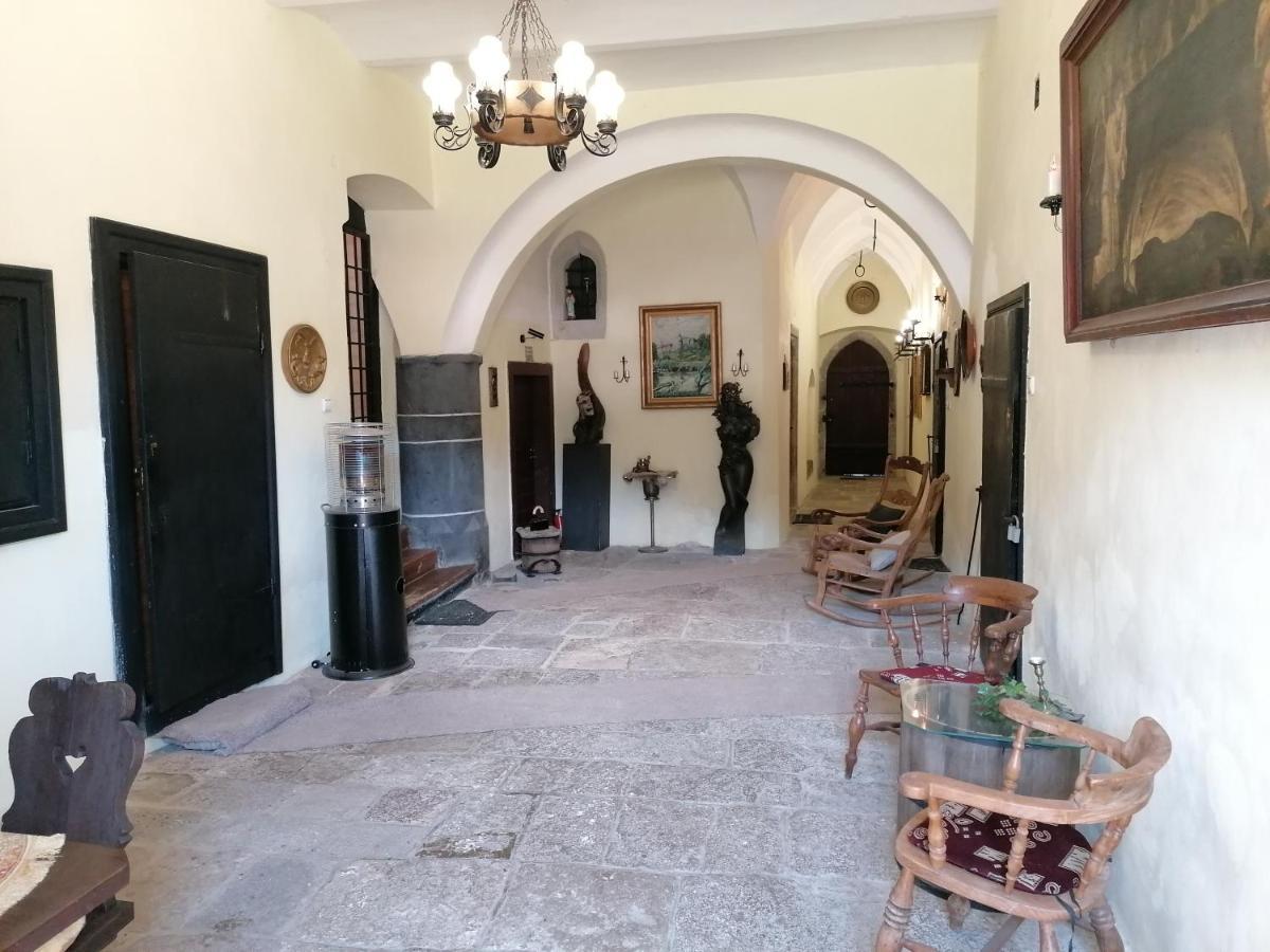 Gothic House Apartments Körmöcbánya Kültér fotó